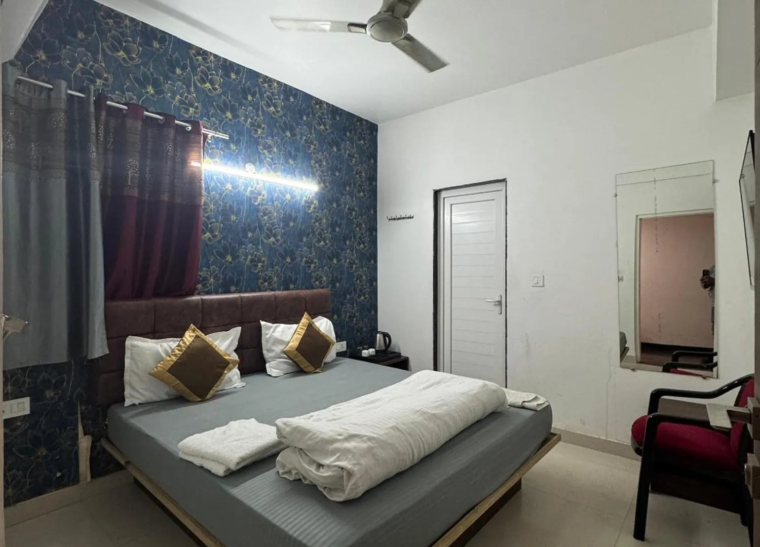 Shivanshika Guest House Varanasi