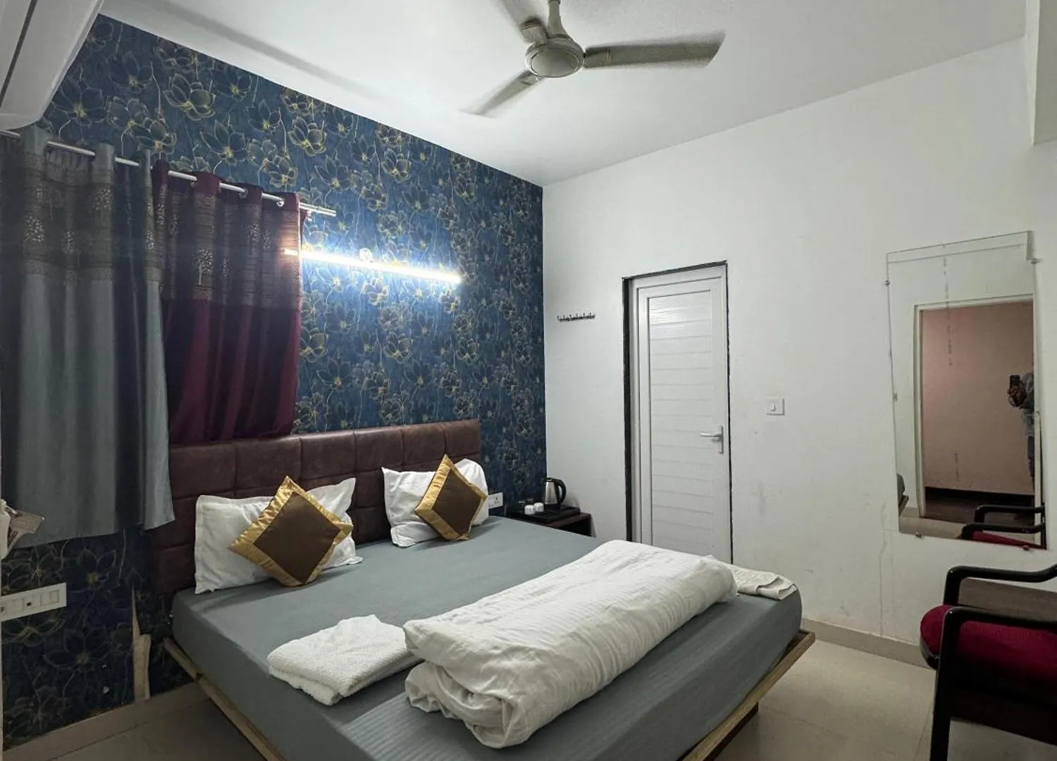 Shivanshika Guest House Varanasi